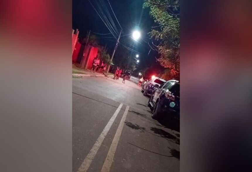 O Autor também pegou uma faca para se defender