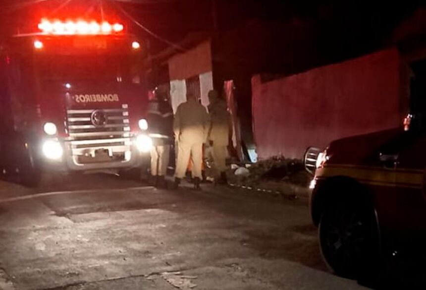 Após os trabalhos, os militares encontraram o corpo em um dos cômodos da residência