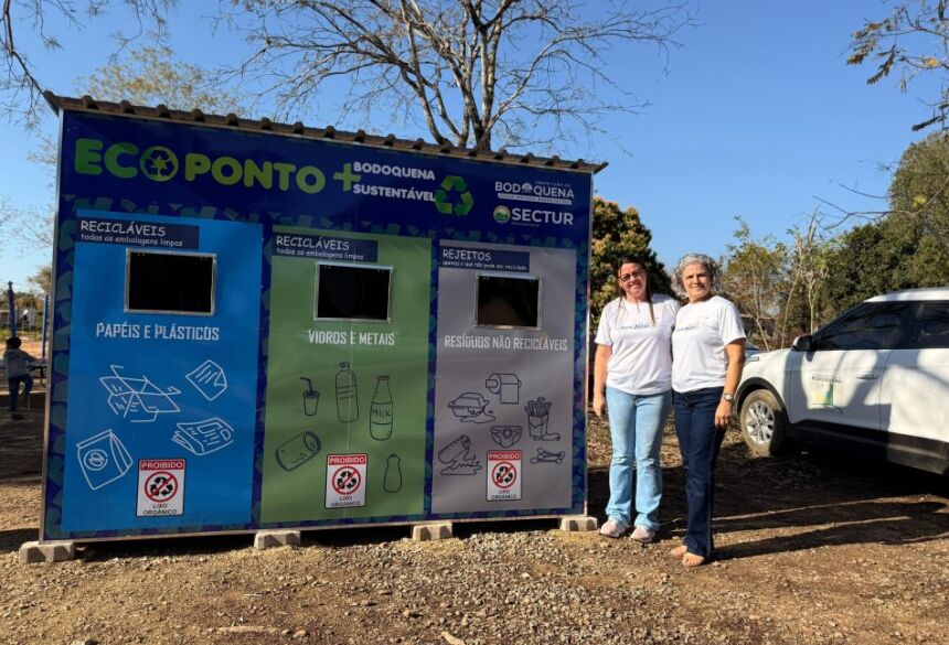 Nos ecopontos, a população deposita pilhas, óleo de cozinha e lixo eletrônico