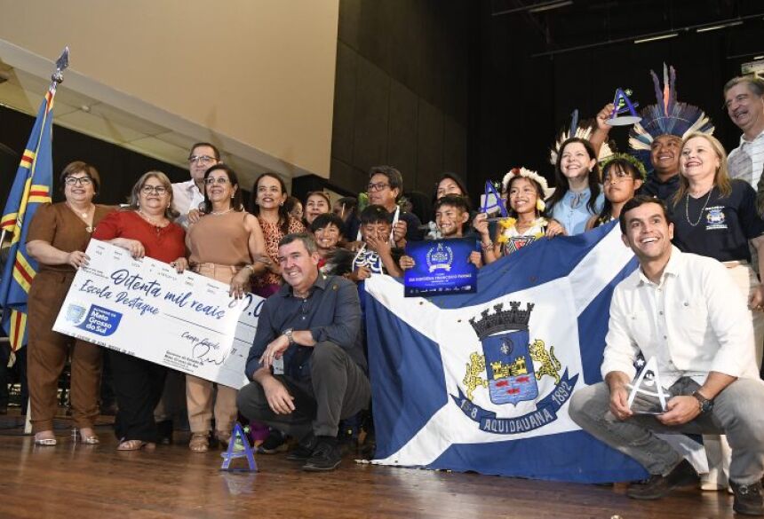 O MS Alfabetiza, implementado em 2023, tem como objetivo garantir que os estudantes das redes públicas do Estado
