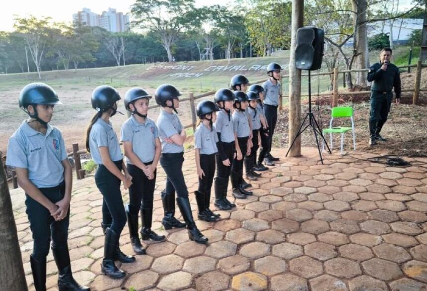 s aulas ocorrerão duas vezes por semana, nos períodos da manhã e da tarde
