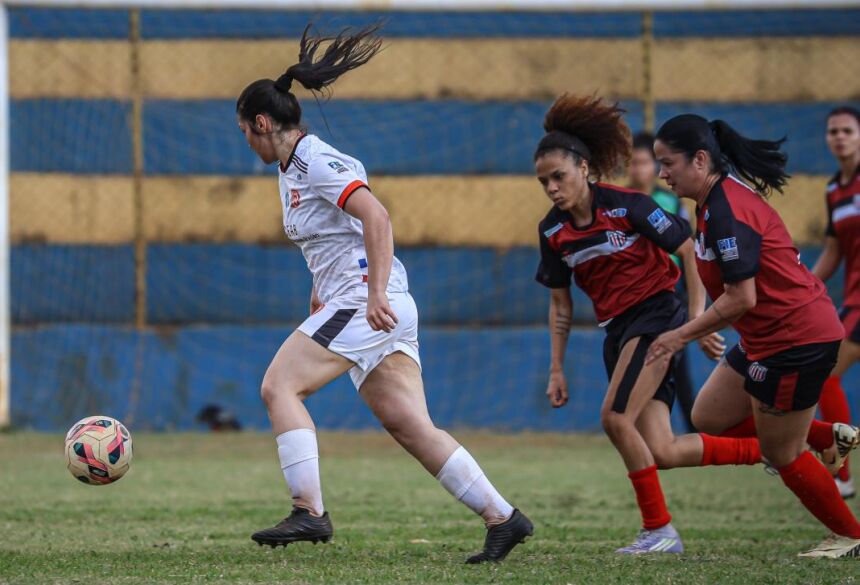 Taveirópolis estreou com vitória sobre a Aldeia Brejão, de Nioaque (Foto: Yasmin Soares)