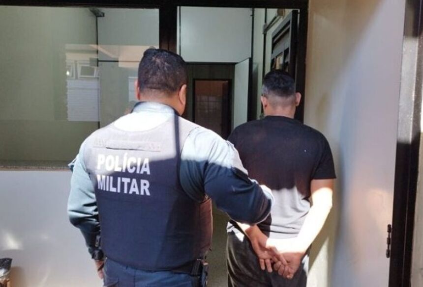  A mulher impediu do filho ser assassinado, mas acabou tendo as mãos cortadas pelos golpes - Ilustrativa / Adilson Domingos/Ligado na Notícia 