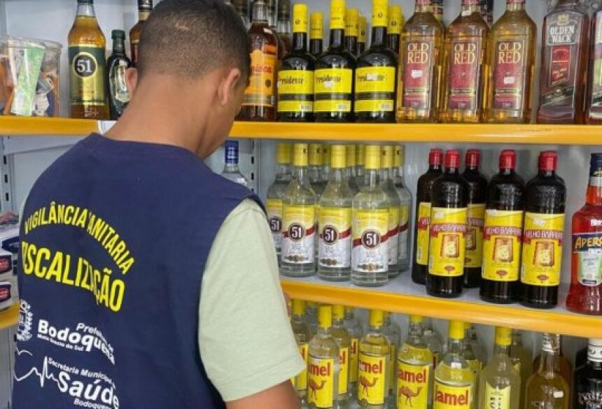Além da fiscalização, também estão sendo promovidas atividades educativas para conscientizar sobre os riscos do consumo de bebidas irregulares