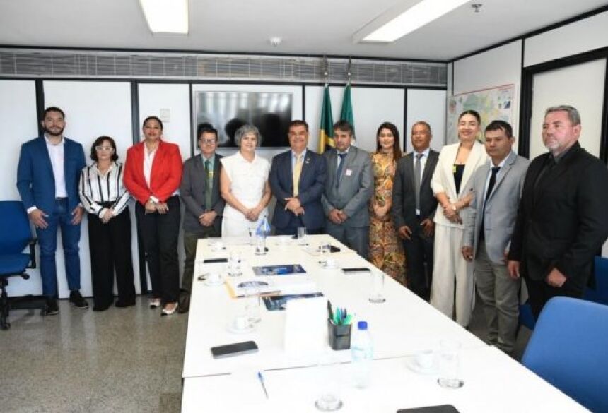 Durante as visitas, a prefeita destacou a necessidade de investimentos em infraestrutura urbana, saúde e revitalização de avenidas