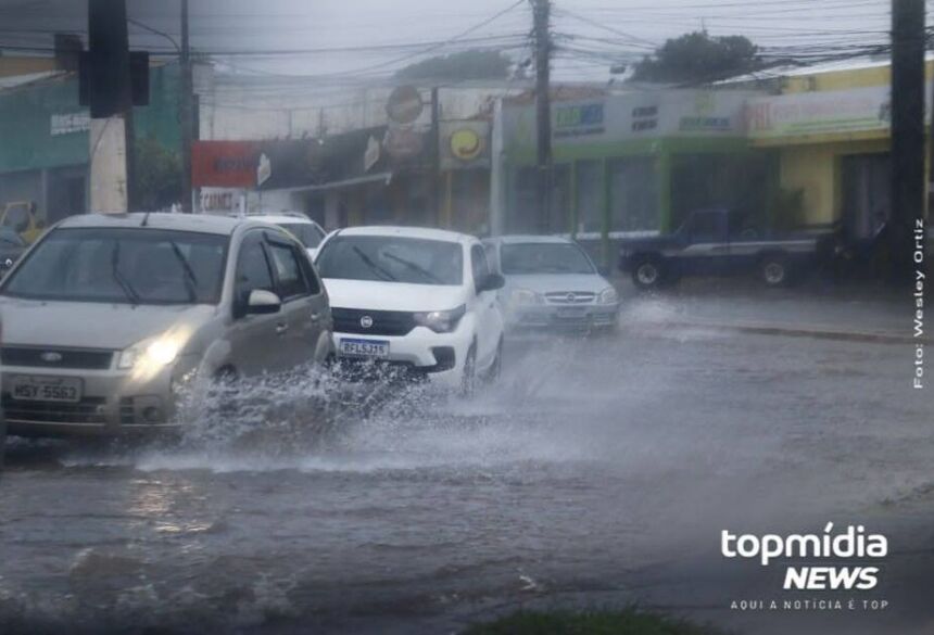 Tempestades estão previstas para MS / Wesley Ortiz   