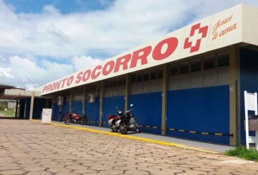 A jovem chegou a perder os sentidos antes de se socorrida pelos bombeiros. Nesse momento, a agressora fugiu do local