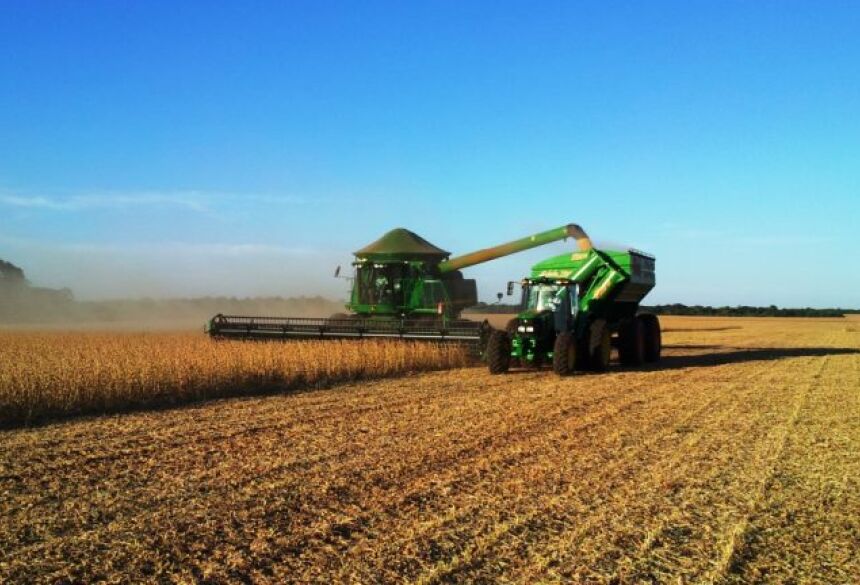 A combinação entre produção agropecuária, industrialização vinculada ao agronegócio e ampliação da infraestrutura