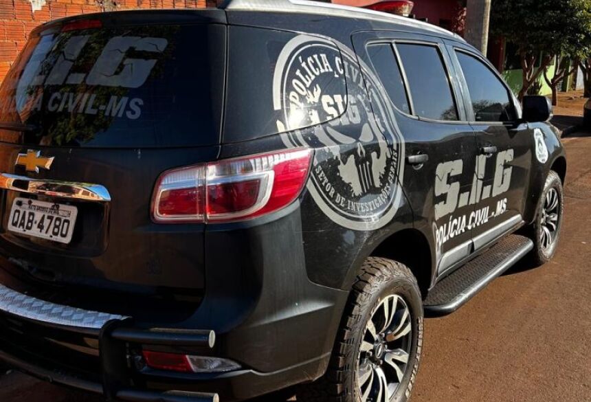 Ela foi conduzida em flagrante para a delegacia, pelo crime de extorsão e segue à disposição da justiça