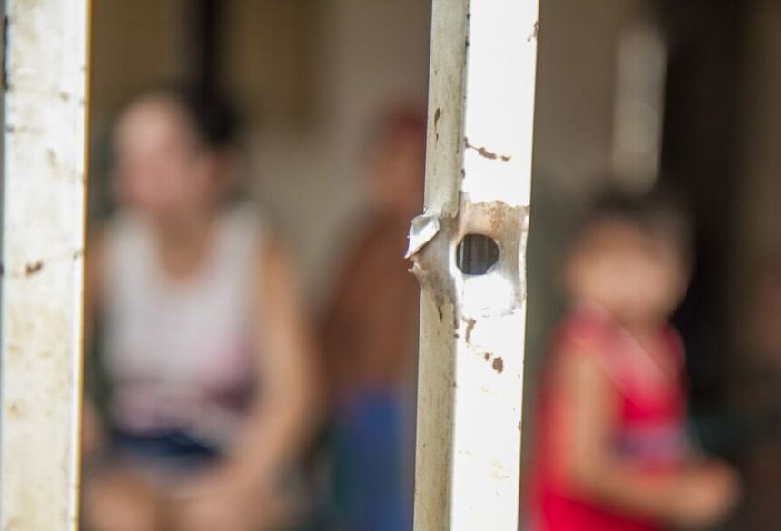 A principal suspeita é de que Nathiely tenha sido atingida por uma bala perdida, porém a origem do disparo ainda não foi identificada