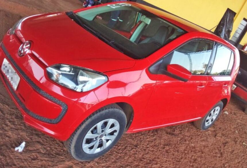 No total, são ofertados 147 lotes de motocicletas e automóveis, além de um lote com material ferroso