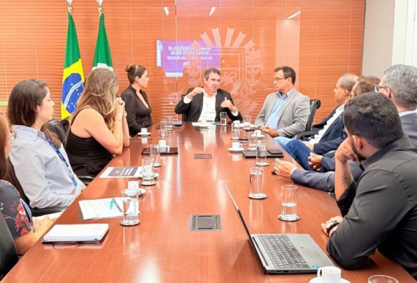 O Contrato de Gestão é um programa de sucesso nacional, com 11 anos de história, onde são definidos os projetos e metas de cada secretaria para o ano