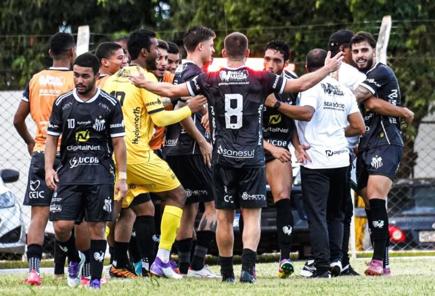 Operário venceu três dos quatro jogos que disputou, o último contra o Ivinhema fora de casa (Foto: Edcarlos Calado/@clavaphotos)