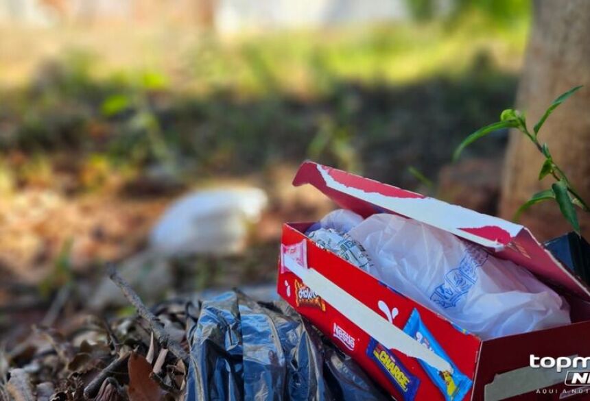 A jovem detalhou ainda para polícia que durante a madrugada sentiu as contrações, fortes dores e em seguida aconteceu o parto