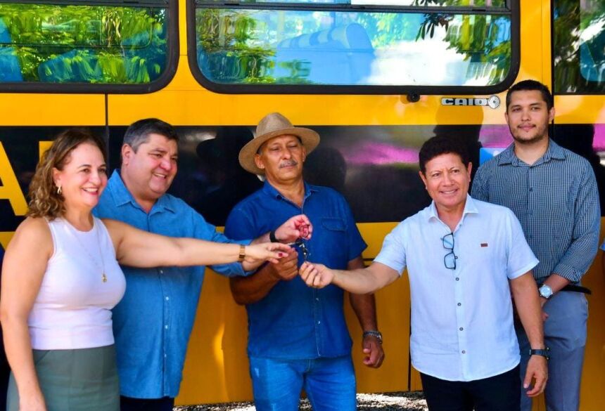 O novo ônibus será destinado à linha Pitangueira, atendendo os alunos que utilizam o trajeto diariamente para se deslocar até as unidades de ensino do município