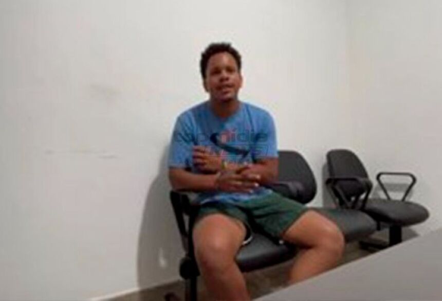 Desempregado, ele relatou que permanecia em casa realizando tarefas domésticas enquanto Beatriz trabalhava