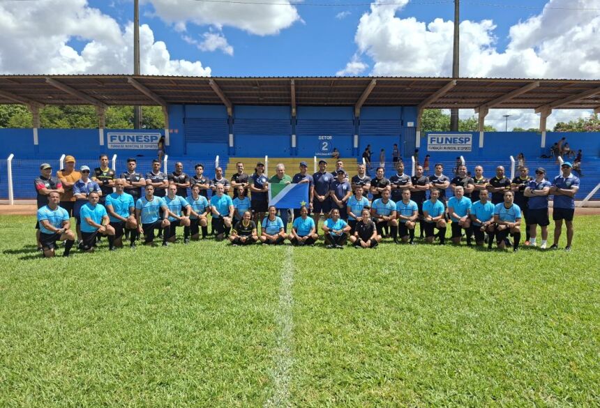 Ao todo, 40 árbitros e assistentes participaram durante três dias dos treinamentos teóricos e práticos (Foto: Gildo Tavares/Ascom FFMS)
