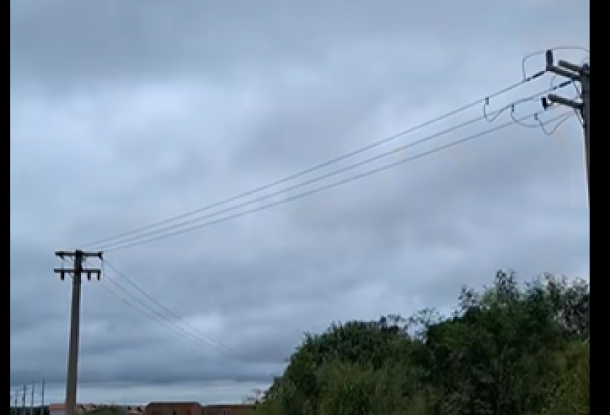 A medida deve garantir mais eficiência energética, redução de custos e maior tranquilidade para os moradores dessas regiões