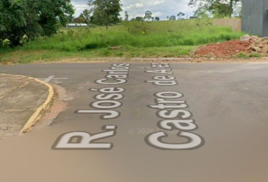 Durante o atendimento da ocorrência, o filho da vítima compareceu ao local e relatou que o pai havia passado mal na noite anterior