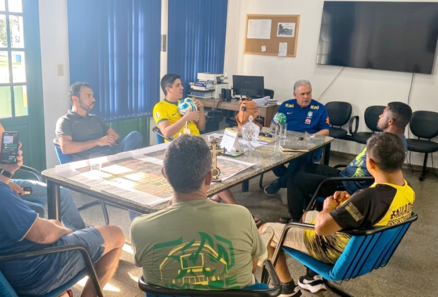 Petrallás se reuniu com o prefeito Gabriel Boccia e membro de sua equipe durante visita ao município de Bela Vista (Foto: Endrigo Zotelli/FFMS)