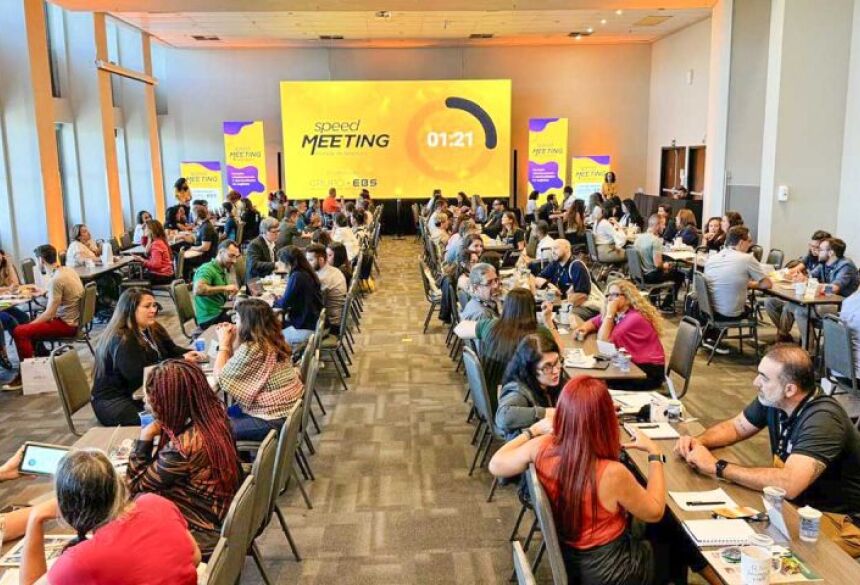 Na edição de 2025, a Feira EBS reuniu 90 expositores, promoveu mais de 12 mil reuniões de negócios por meio do Speed Meeting