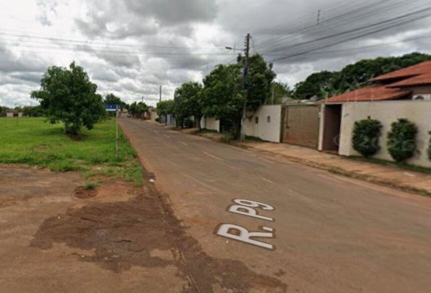 A mulher foi socorrida pelo filho / Reprodução/ Street View Google Maps  