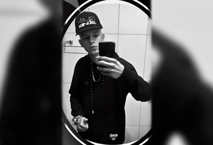 ictor caiu e foi atropelado por um ônibus do transporte coletivo
