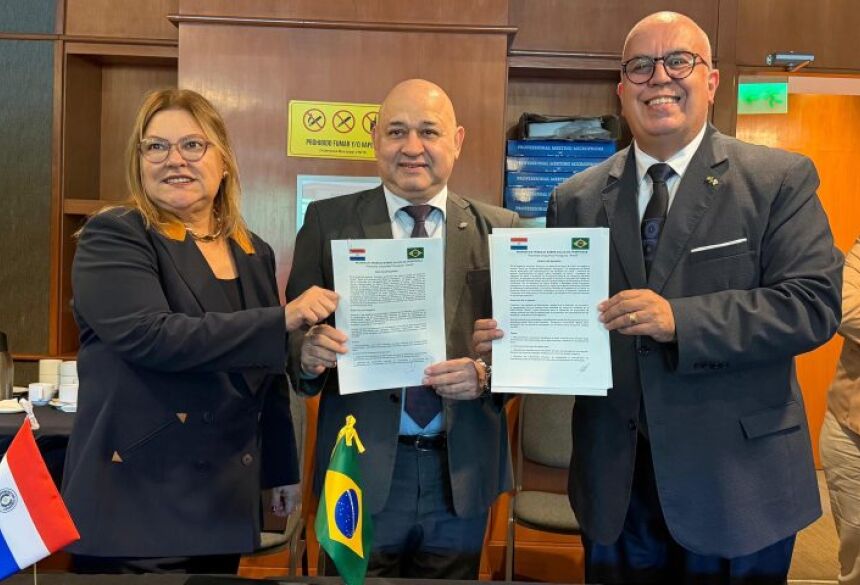 Também foram discutidas ações conjuntas de capacitação de profissionais, protocolos de comunicação e notificação de doenças