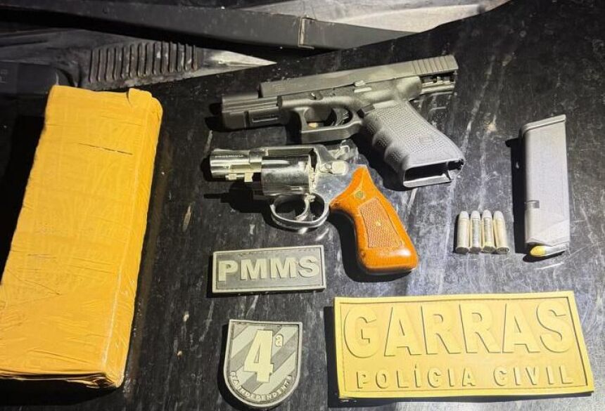 Em consulta ao sistema de registros policiais, foi constatado que E.O.B. possuía registros criminais pelos delitos de lesão corporal, violência doméstica e roubo