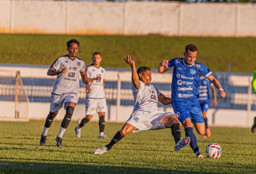 A partida de volta definirá quem segue na caminhada em busca do acesso às divisões superiores do futebol brasileiro