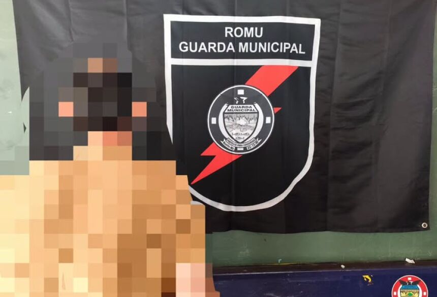 A prisão ocorreu no bairro Solar dos Lagos, onde a guarnição Romu da GMB, deslocou-se para cumprir um mandado de prisão expedido pelo Poder Judiciário