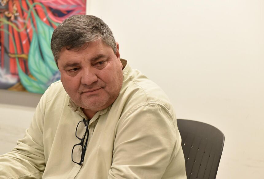 Ao encerrar a nota, o prefeito endurece o tom das críticas ao deputado, afirmando que Bonito merece um debate sério e responsável,