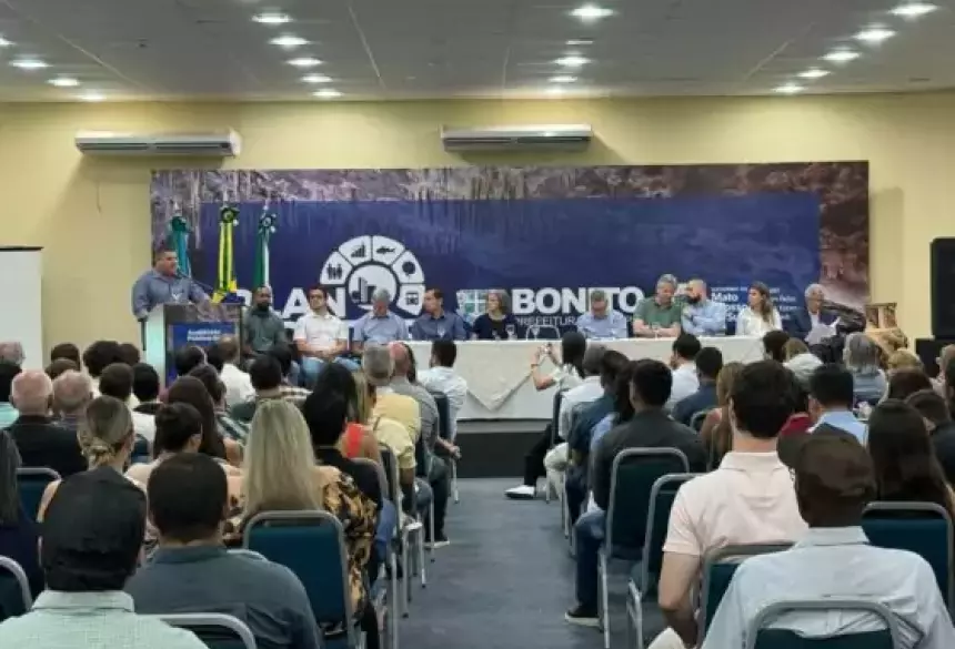 A medida também atende aos princípios previstos no Estatuto da Cidade (Lei Federal n&ordm; 10.257/2001), que determina a publicidade dos documentos e informações produzidos durante a elaboração