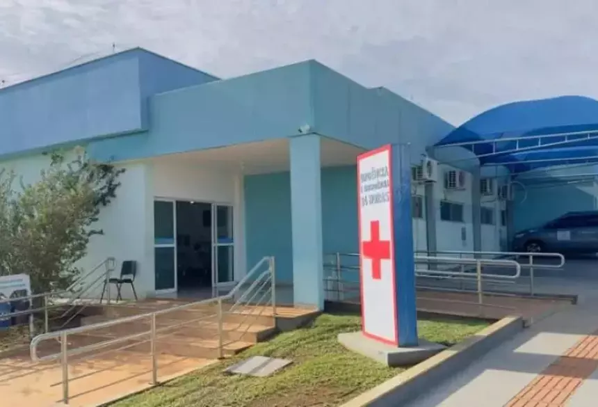 Até o momento, não foram divulgadas informações oficiais sobre a gravidade do ferimento