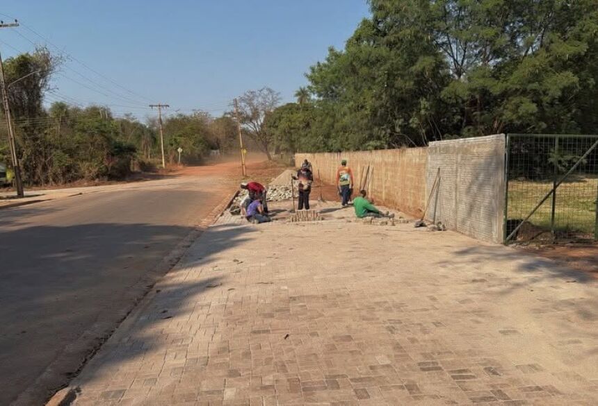 A expectativa é que o novo calçamento contribua para melhorar a circulação na área externa do cemitério e ofereça mais segurança e comodidade aos visitantes
