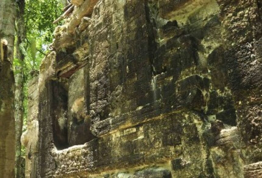 Os restos de uma antiga cidade maia em Lagunita - HANDOUT / REUTERS