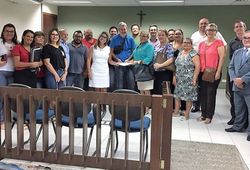 Cerimônia oficializa municipalização da Casa da Criança em Bonito (MS)