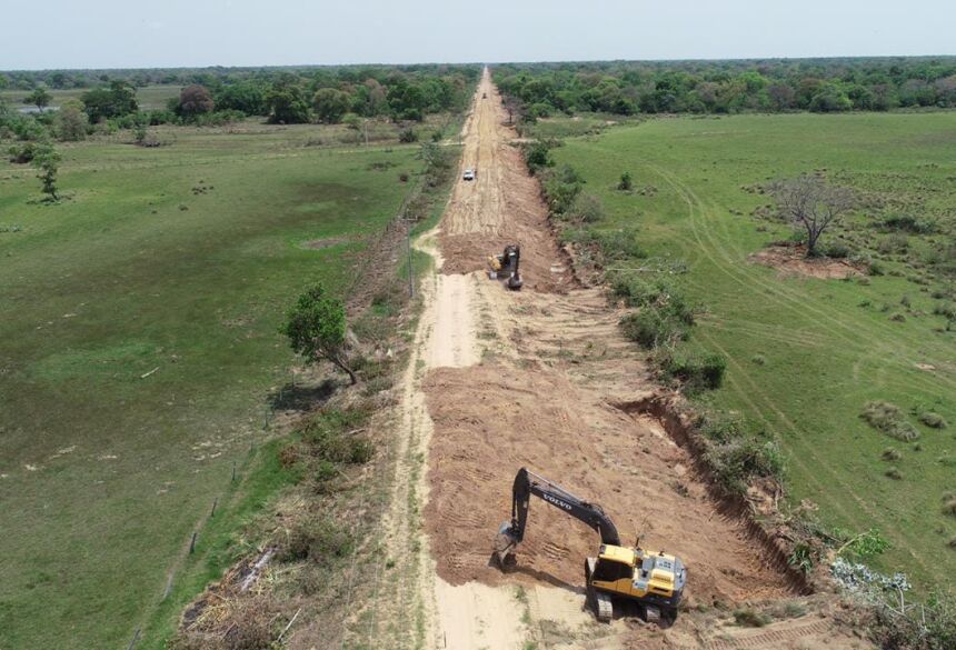 Governo de Reinaldo Azambuja interliga por estradas o Pantanal secularmente isolado