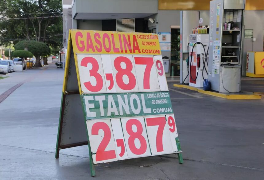 Preços dos combustíveis recuaram nos postos da Capital (Kisie Ainõa) -