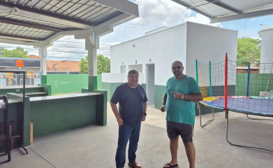 Prefeitura de Bonito entrega novos banheiros na Feira do Produtor