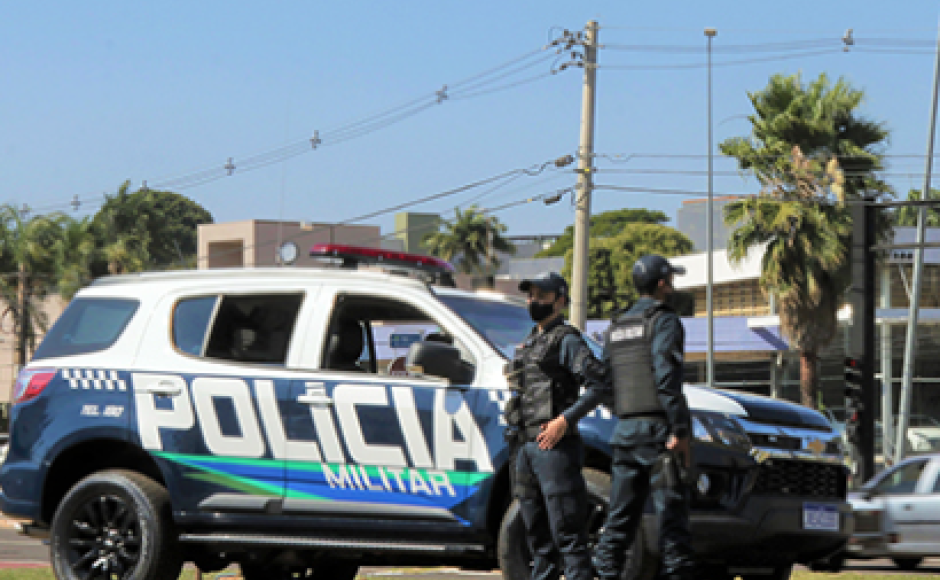 Perseguição termina com apreensão de 200 kg de maconha e antena Starlink em MS