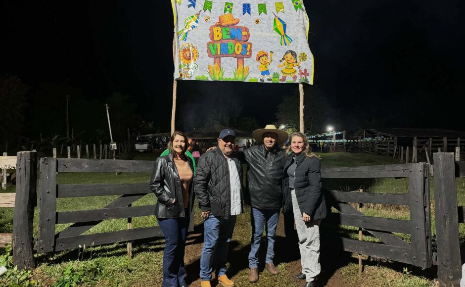 Prefeito de Bonito participa da Festa de São João