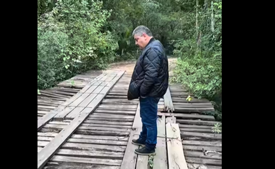 Josmail vistoria  pontes da área rural em Bonito