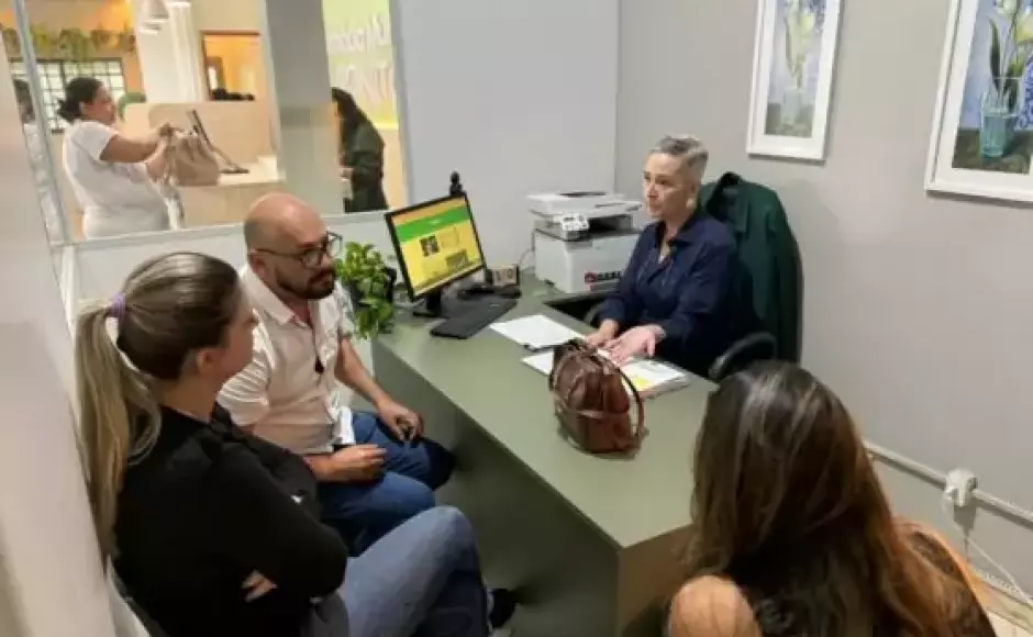 Farmácia Municipal de Bonito recebe comitiva de Jardim e reforça posição como referência em gestão  