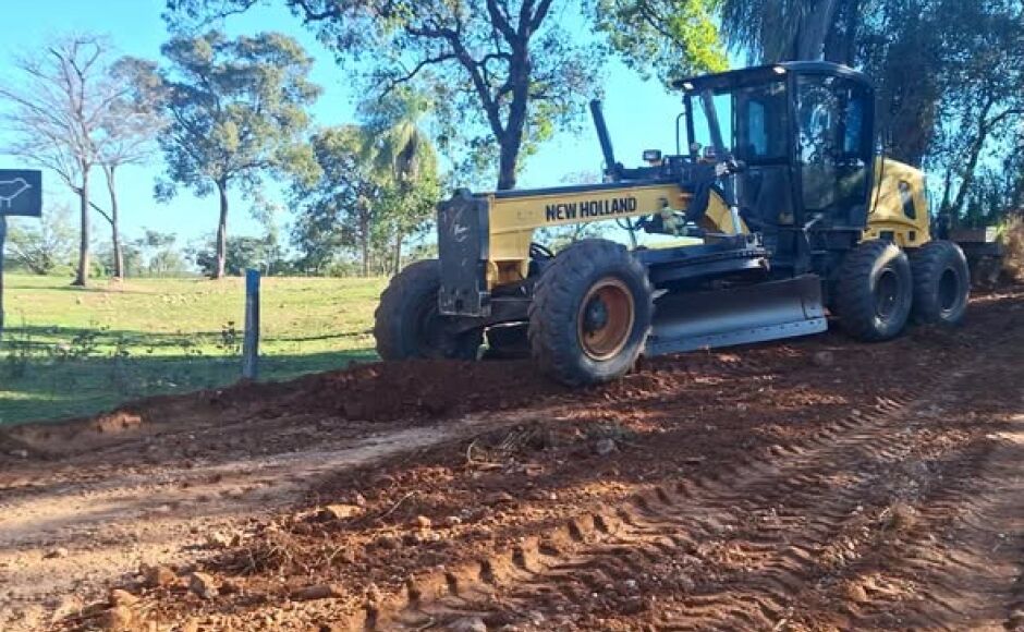 Prefeitura intensifica manutenção das estradas vicinais em Bonito