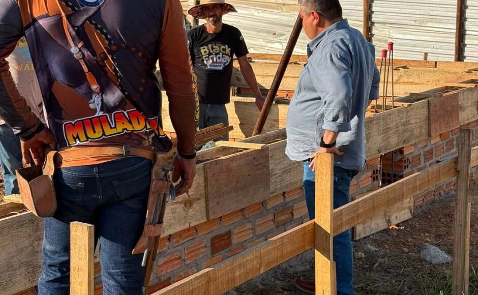 Josmail acompanha andamento das obras do novo Centro de Convivência do Idoso