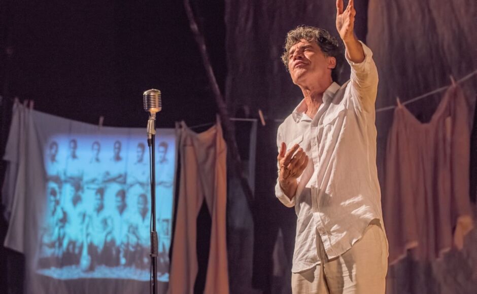 Paulo Betti retorna à FLIB em noite de abertura que celebra memória, literatura e emoção