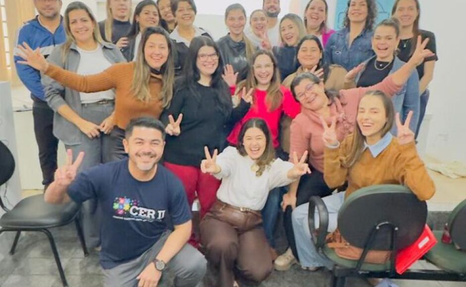 Profissionais do CER II participam de capacitação em Comunicação Aumentativa e Alternativa