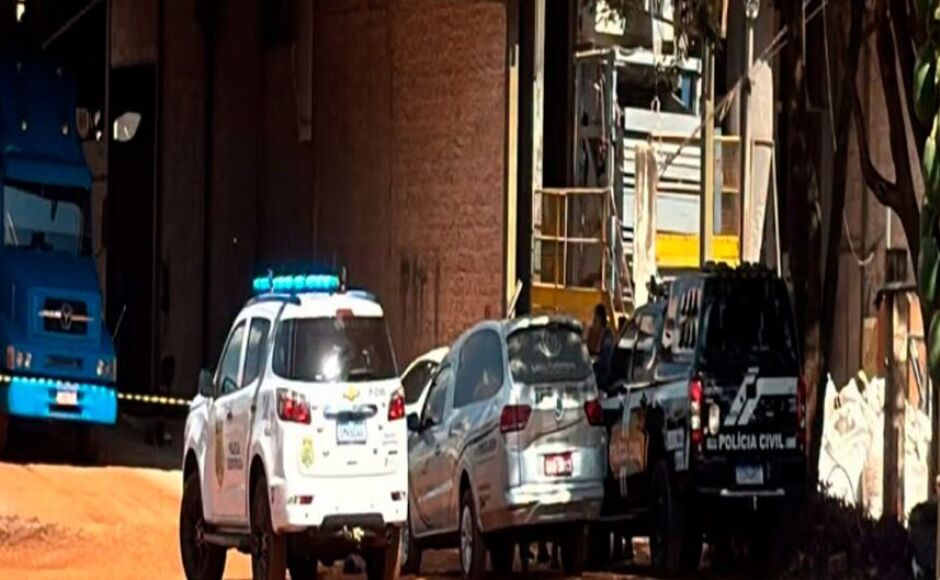 Trabalhador morre prensado durante descarregamento de milho 