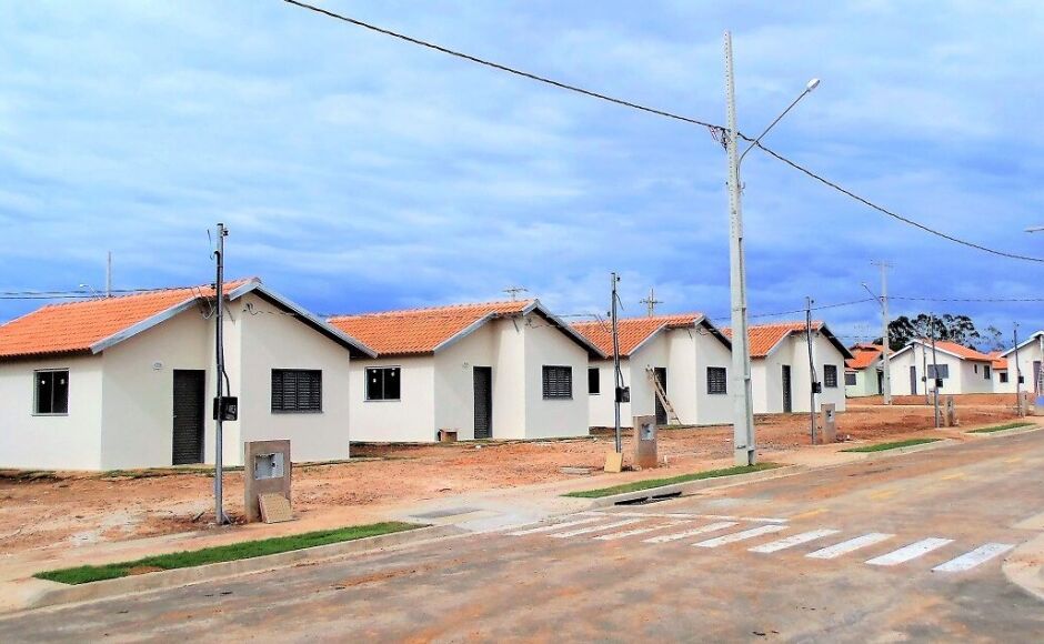 AGEHAB realiza plantão para regularização financeira de imóveis em Bonito